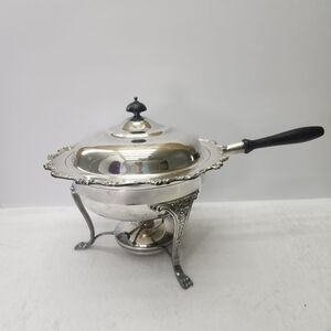 Vtg Elegant Silver Chafing Dish with Black Handle Used To Keep The Food Warm.